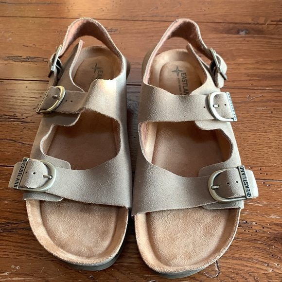 Eastland Charlestown Women’s Sandal Tan Double Strap Suede Buckle Close Size 11 - Picture 11 of 11